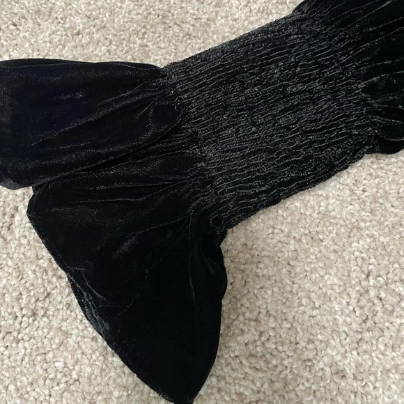Zara Black Velvet Puff Shoulder Mini Dress - Picture 2 of 10